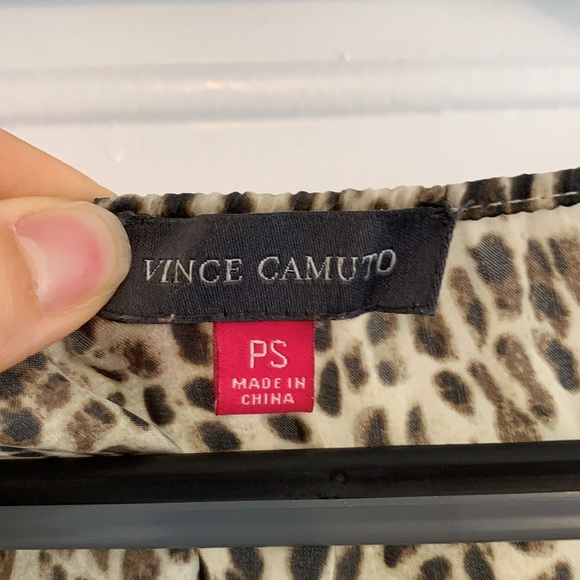 Vince Camuto animal print top - Picture 3 of 3
